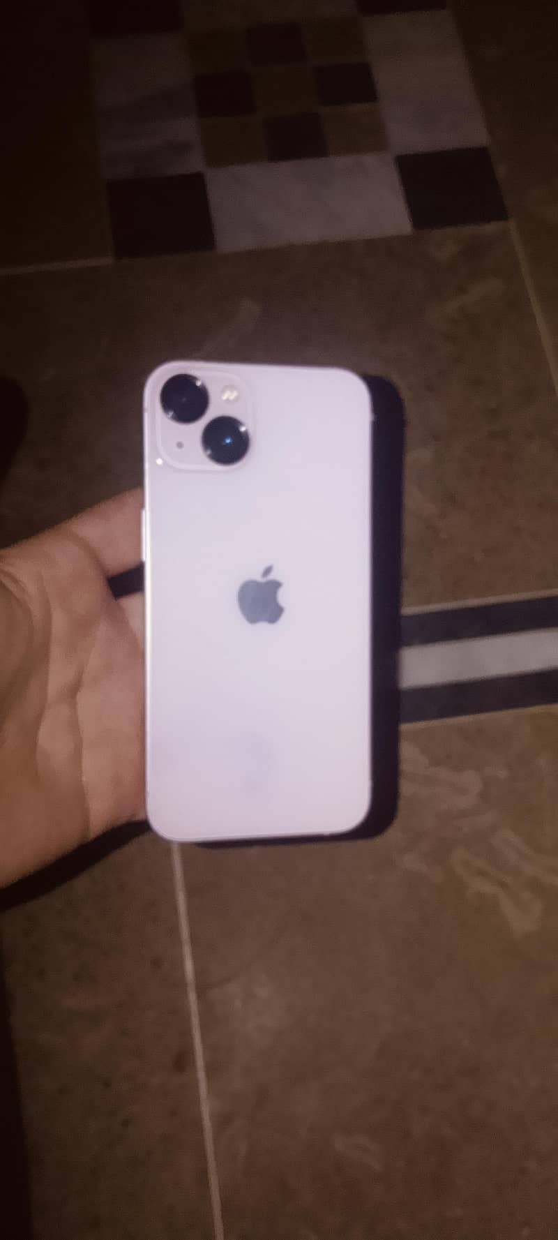 Apple iPhone 13 6