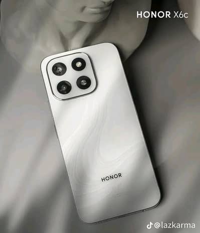 Honor x6c 12/256  4month use