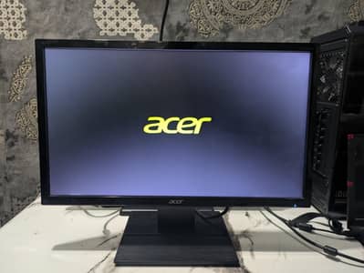 Lenovo ThinkPad X250 Laptop + 22" Acer LCD Monitor
