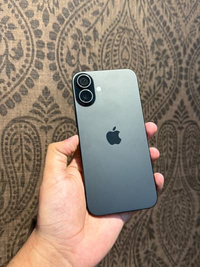 iPhone 16 Plus Sim Locked 256GB 95 Health 9.9/10 condition kit only
