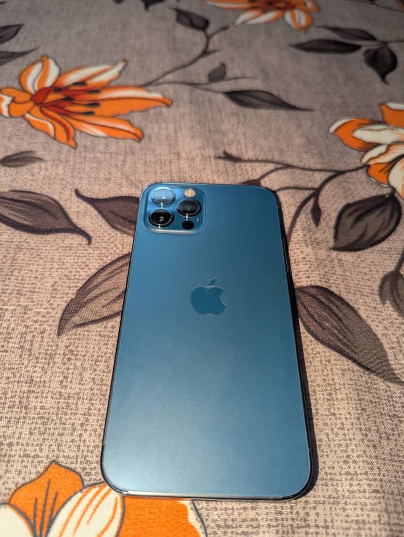 Apple iPhone 12 Pro 0