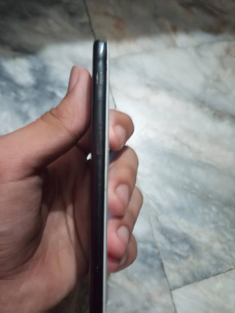 Apple iPhone 7 4