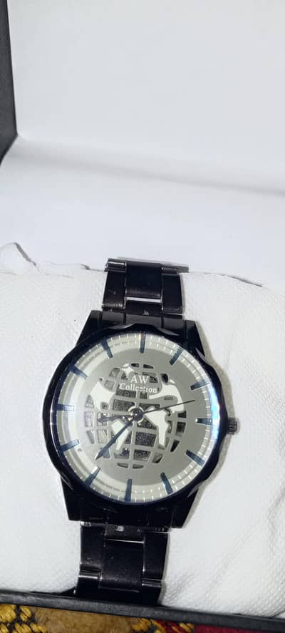 Stylish wrist watch with chain strap.