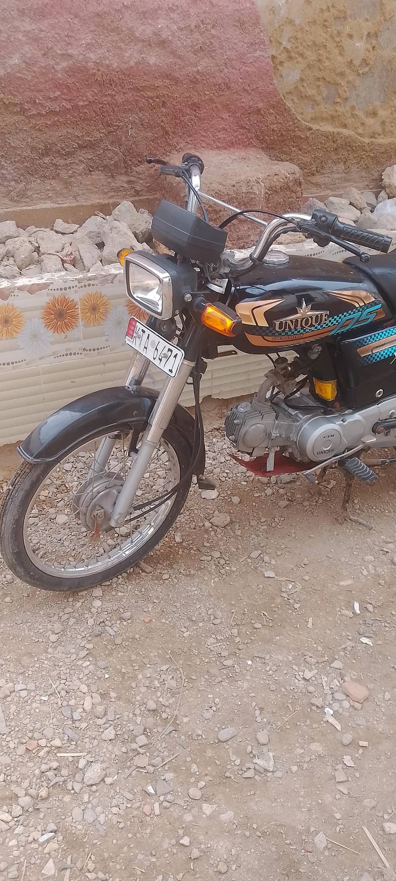 unique plus good condition 4