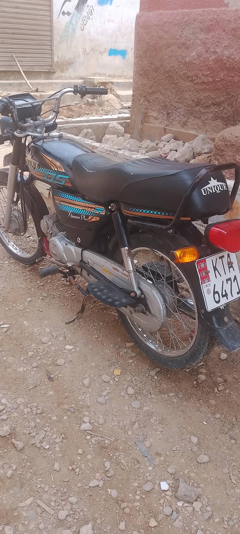 unique plus good condition 5