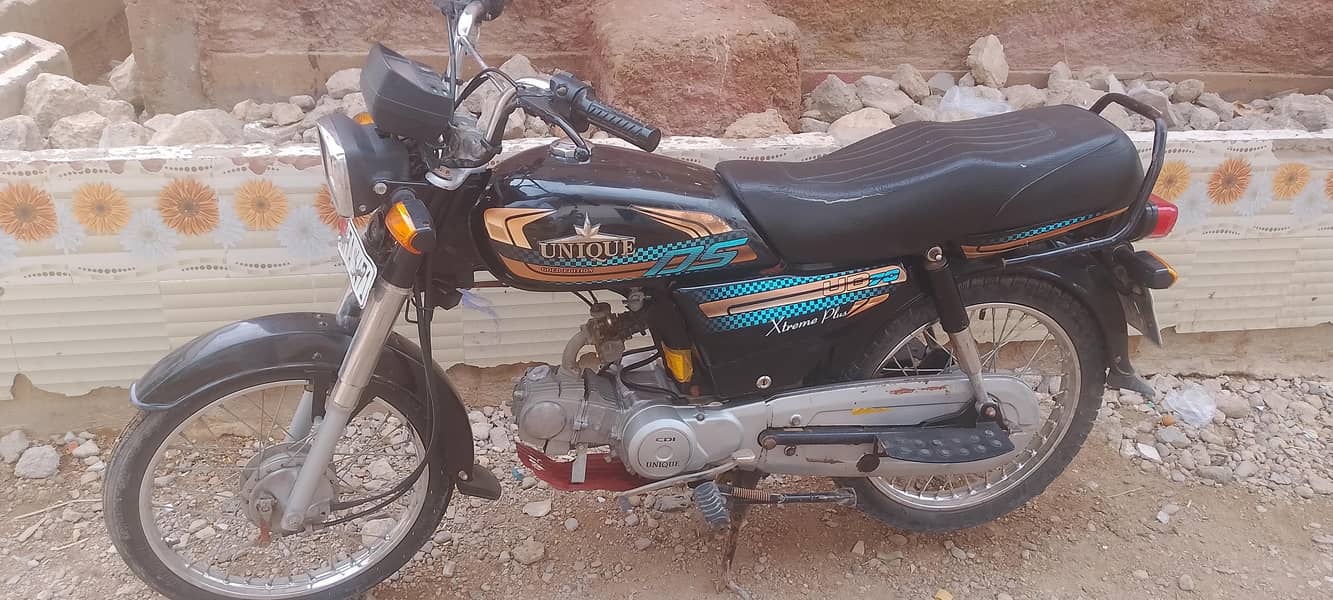 unique plus good condition 6