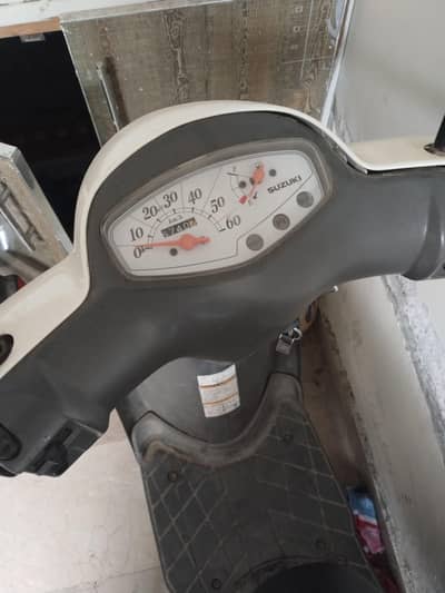 Scooty Brand Suzuki