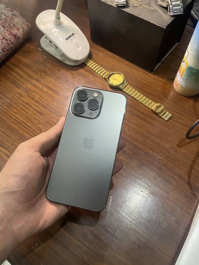 IPhone 13 Pro jv