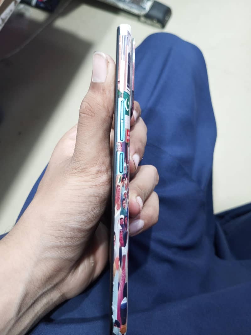 Tecno CAMON 17P 4