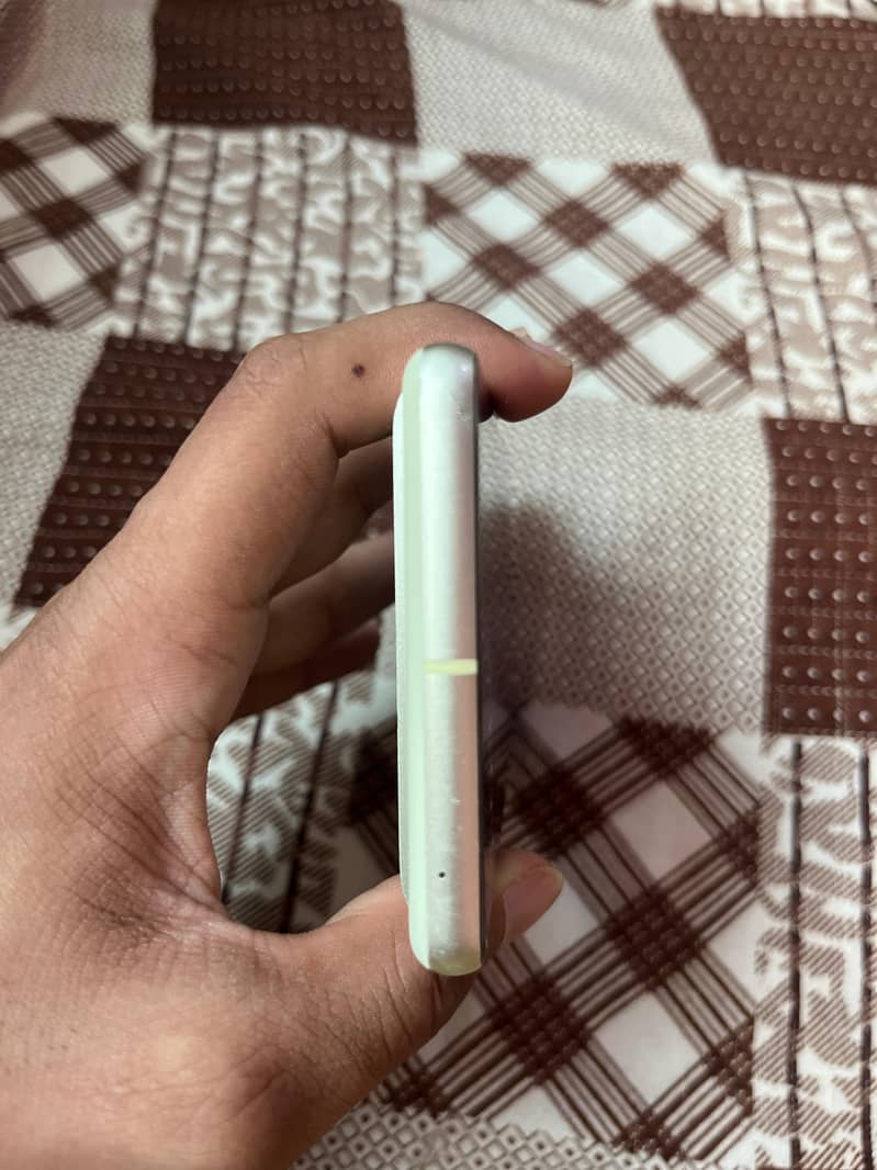 Google Pixel 7 3