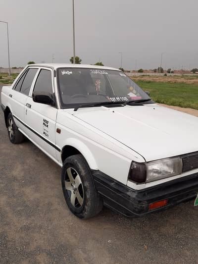 Nissan Sunny 1987