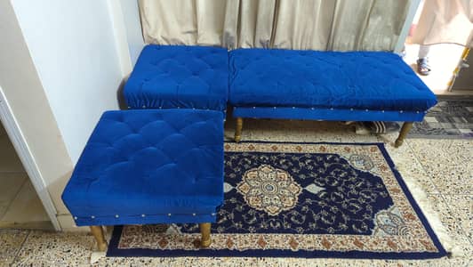 Puffy Set 4 seater with carpet in perfect condition