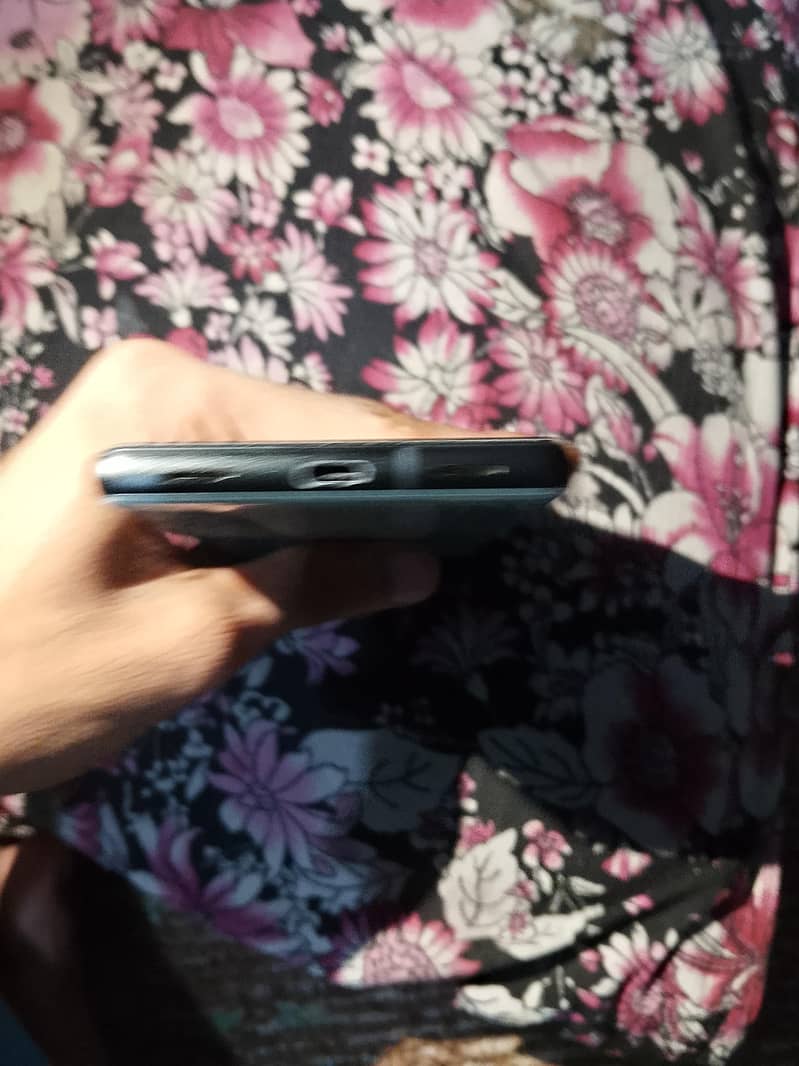 Google Pixel 6a 4