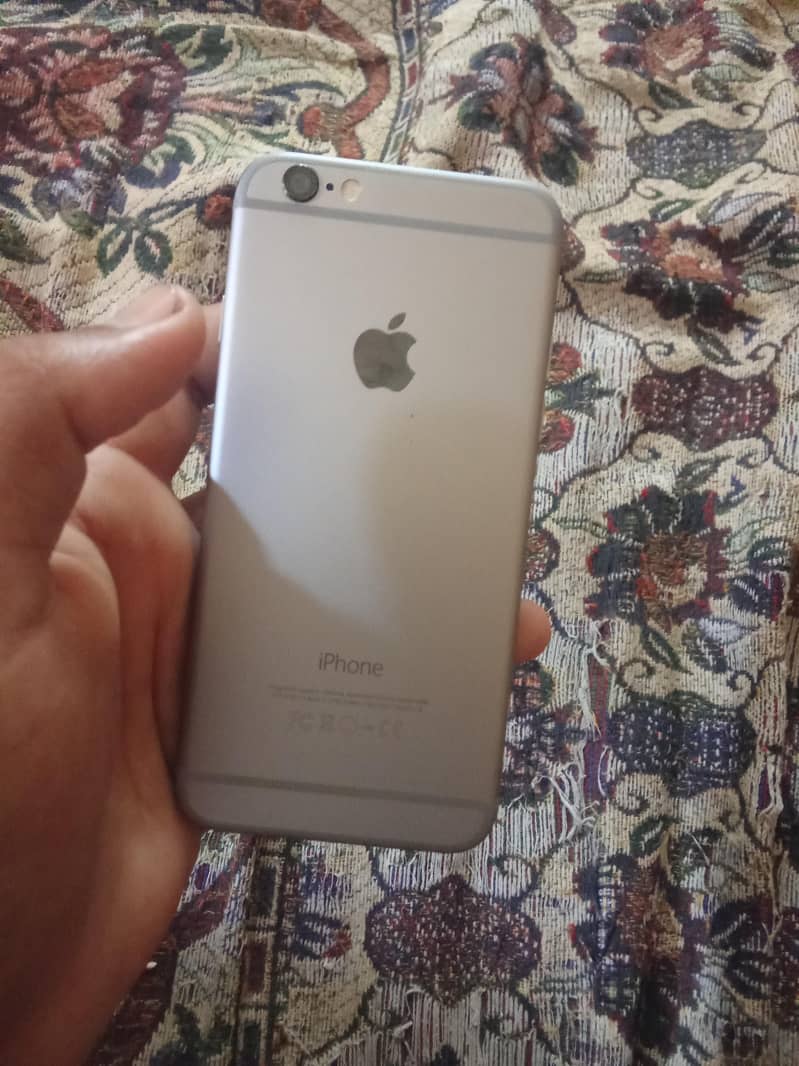 Apple iPhone 6 2