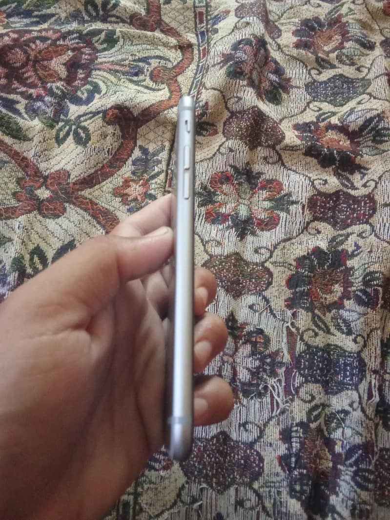 Apple iPhone 6 5