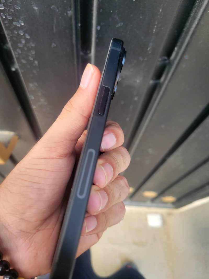 Apple iPhone 15 3