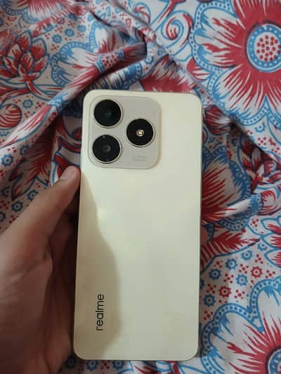 Realme C61