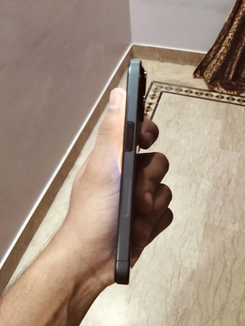 Iphone 15 Pro 2