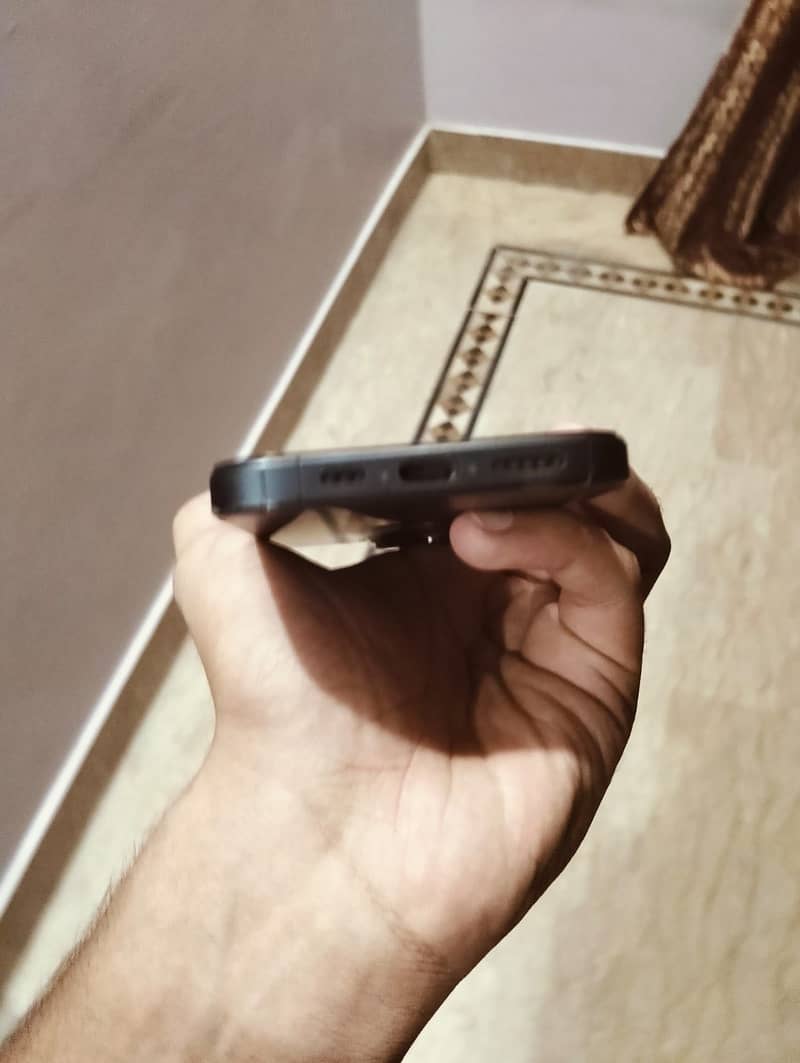 Iphone 15 Pro 4