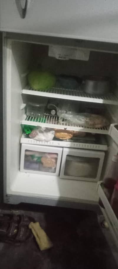 koye issues ni he bs humny new refrigerator Lina he