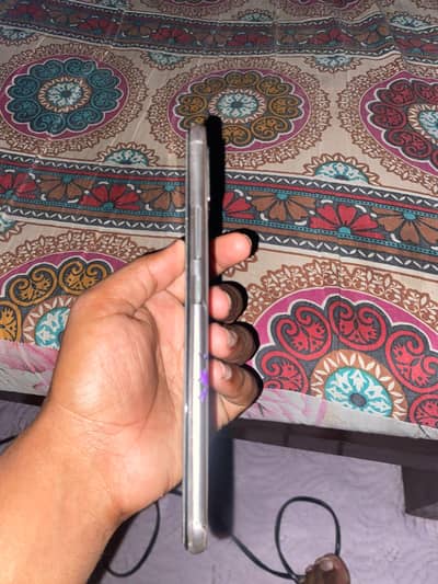 Vivo V20