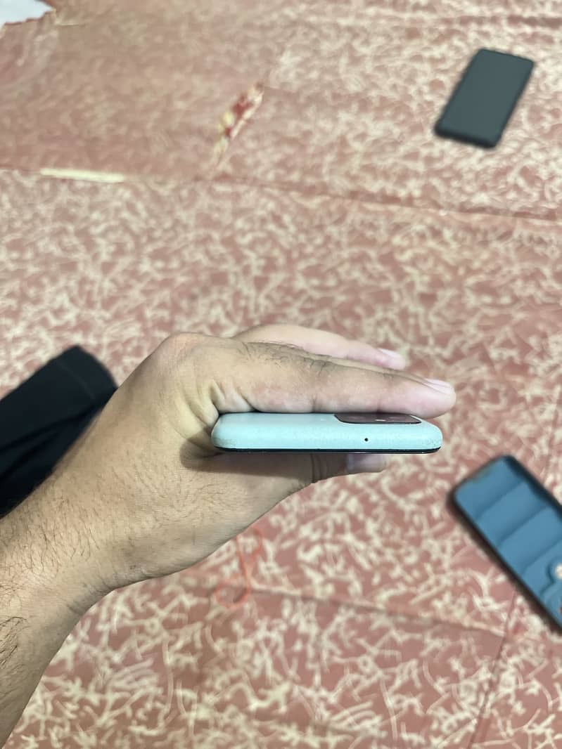 Google Pixel 5 3
