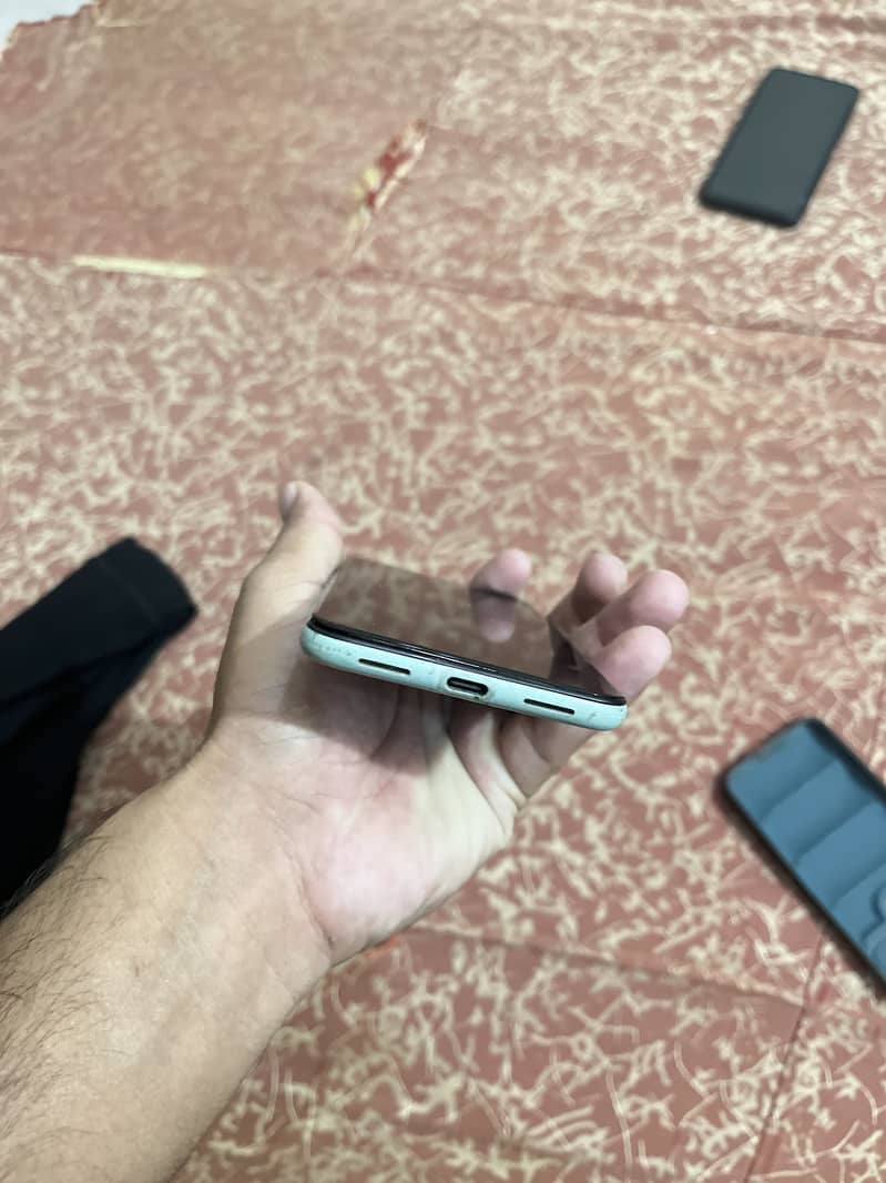 Google Pixel 5 4