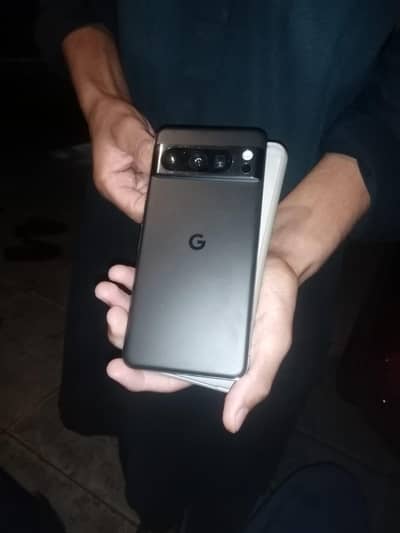 Google Pixel 8 Pro