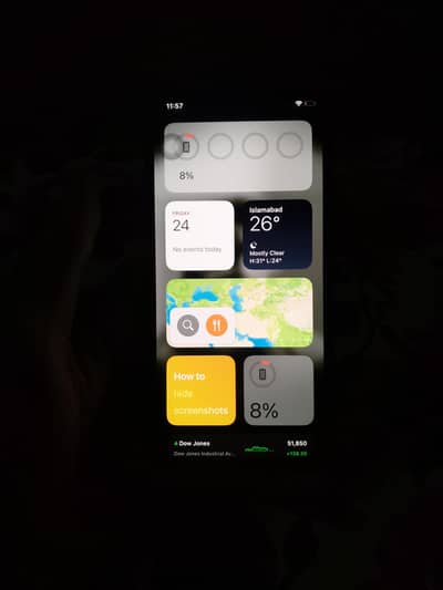 Apple iPhone XS used panel light si screen pr scresh he bilkul Halka