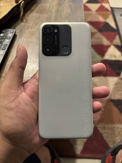Tecno Spark 8C 3+1 4gb 64gb all ok phone