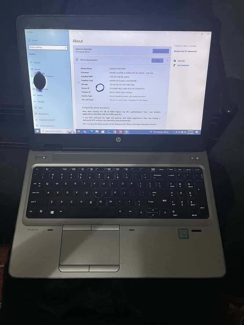Laptop 0