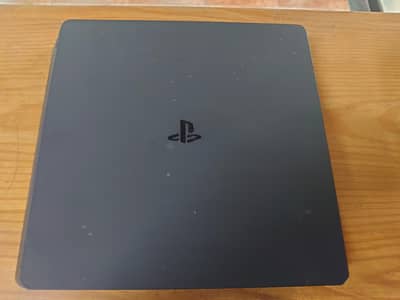 PlayStation 4 slim Sealed 500