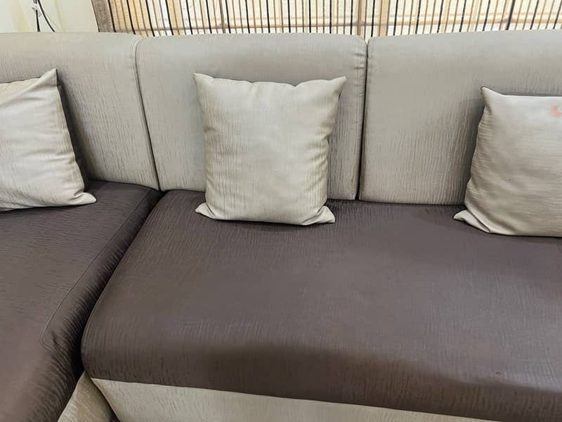 Sofa set with center table 4