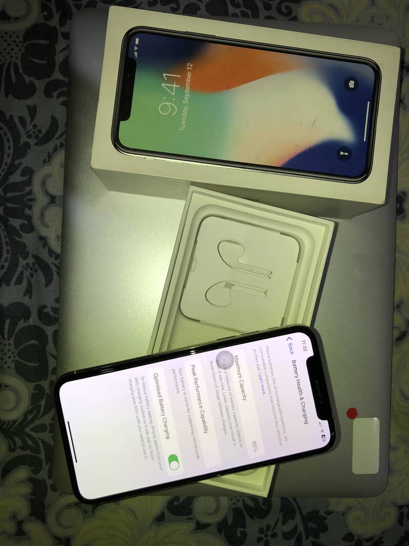Apple iPhone X 2
