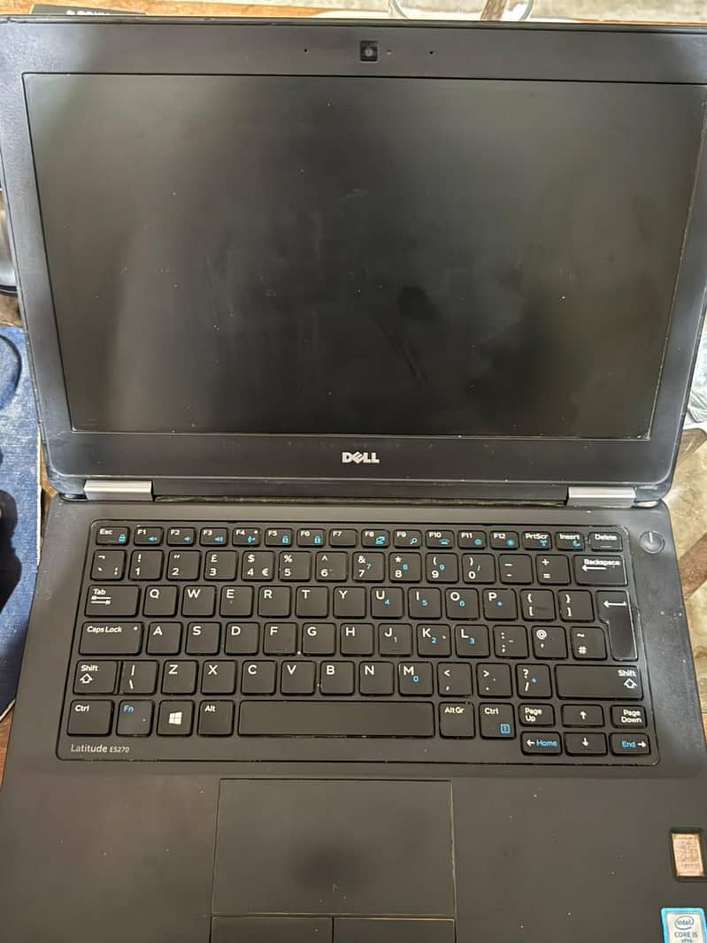 Laptop 0
