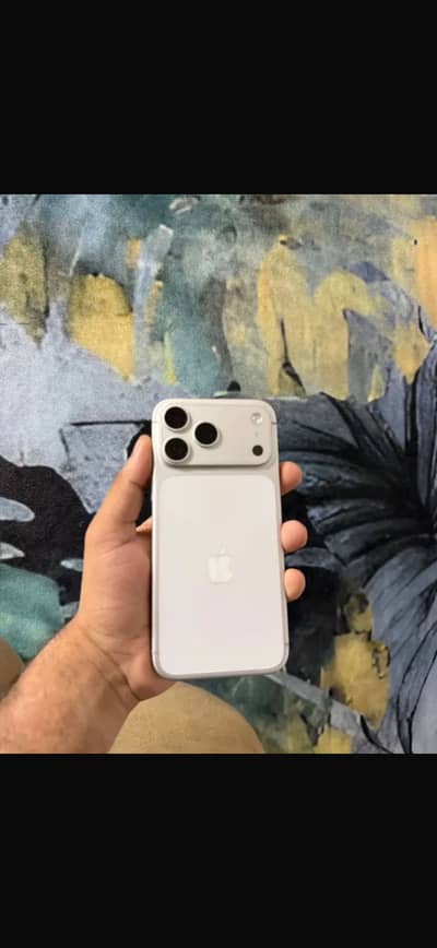 iPhone 17 pro max jv