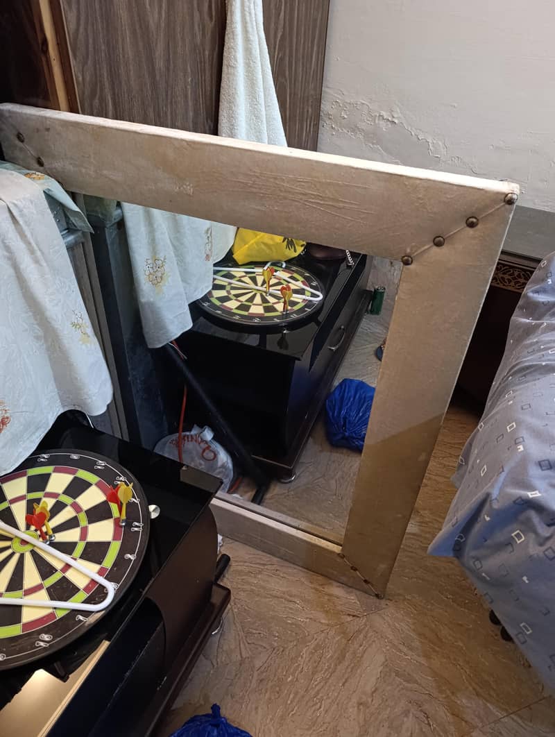 dressing table with mirror 1