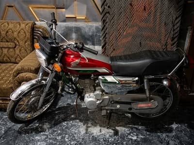Honda 125 special edition 22 Bata 23 model