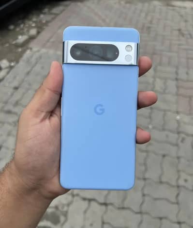 Google Pixel 8 Pro