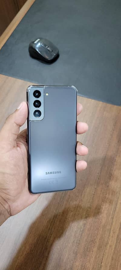 Samsung Galaxy S21 5G (Official PTA Approved)Dual Physical SIM + eSIM.
