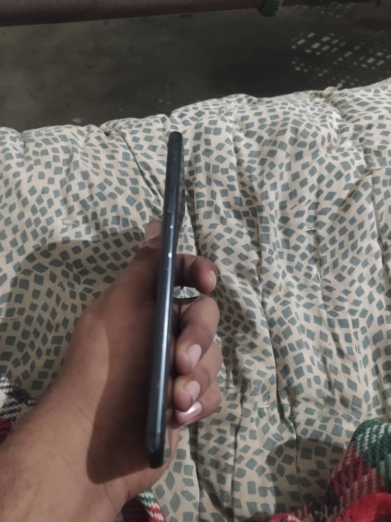 Apple iPhone 7 Plus 5