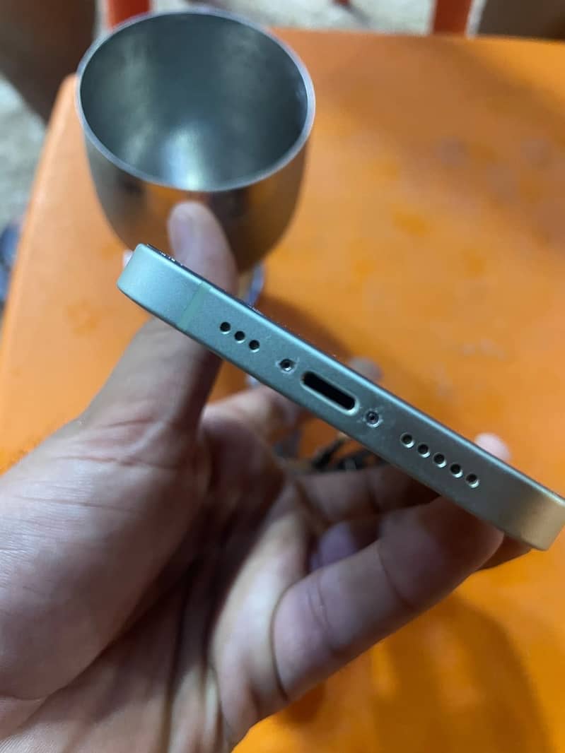 Iphone 12 2