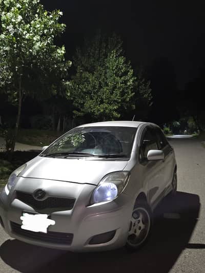 Toyota Vitz 2006