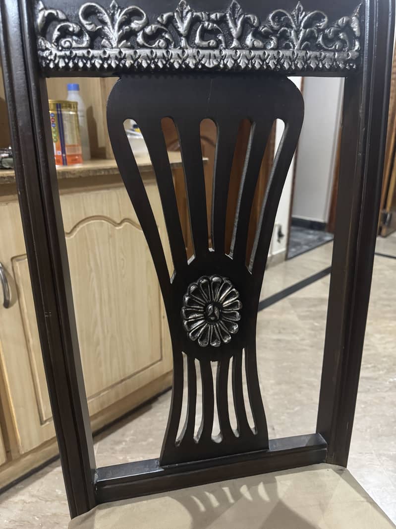 Dining table 9