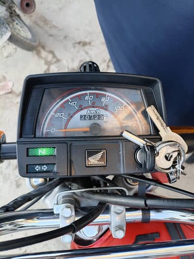 Honda CD 70 2024