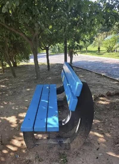 garden Banch chairs table
