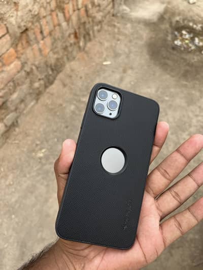 I phone 11 pro max lush Candition