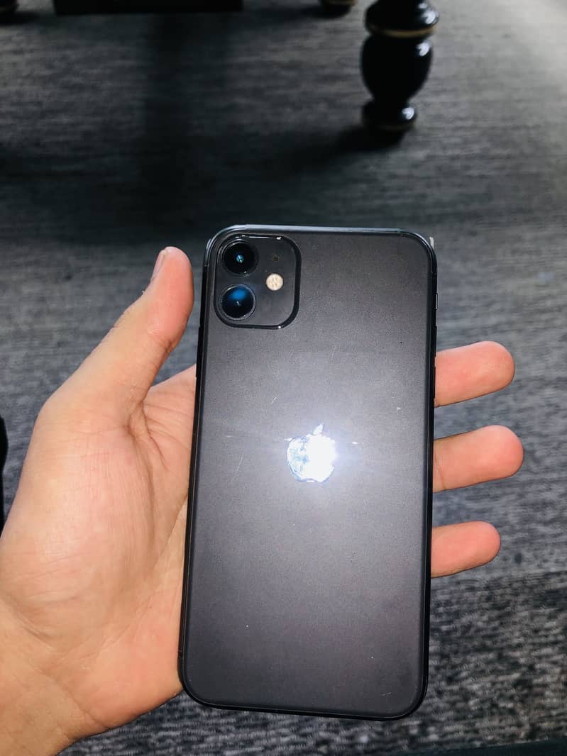 Apple iPhone 11 2