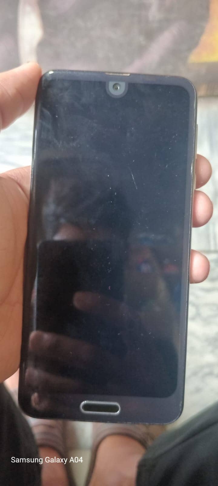 Sharp Aquos R2 2