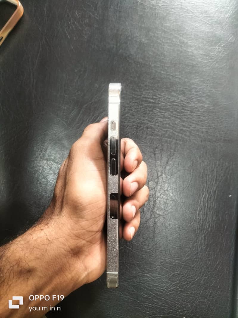 Apple iPhone 14 Pro 1